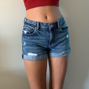 Garage demon shorts in size 00